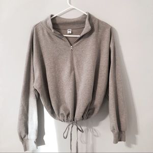 Old Navy gray cinch waisted quarter zip